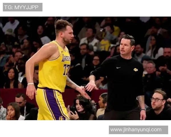 湖人对阵奇才精彩比赛录像回顾与分析全场亮点不容错过