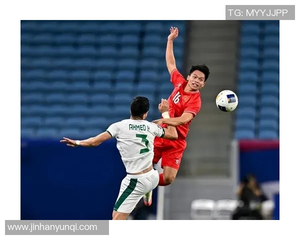 国足对韩国比赛精彩瞬间回放分析与战术解读